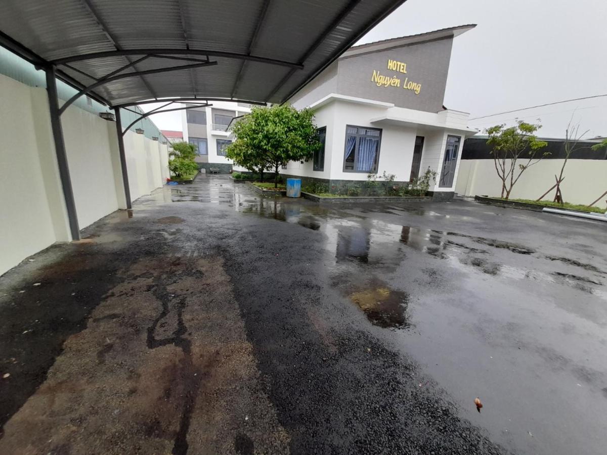 Khách sạn Nguyên Long Bảo Lộc Esterno foto