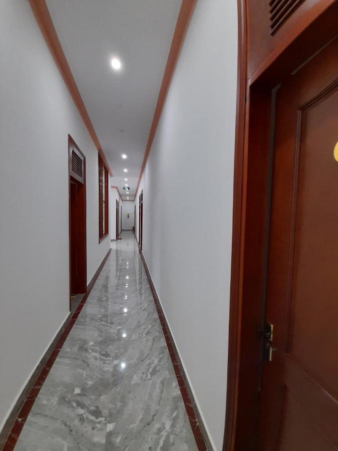 Khách sạn Nguyên Long Bảo Lộc Esterno foto