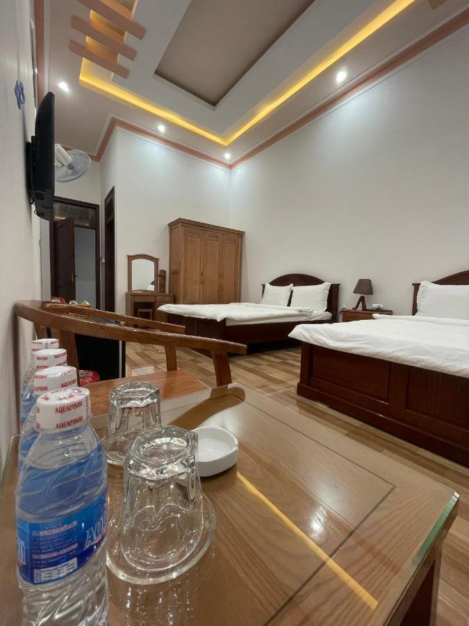 Khách sạn Nguyên Long Bảo Lộc Esterno foto